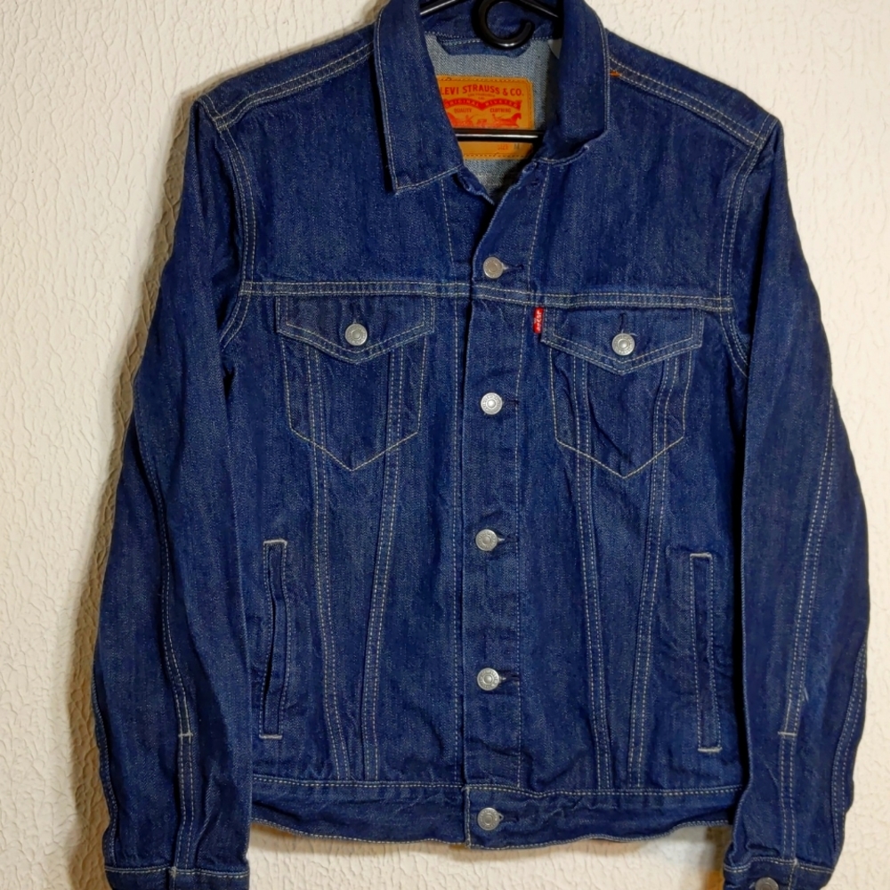 Levi's denim jacket 🧥